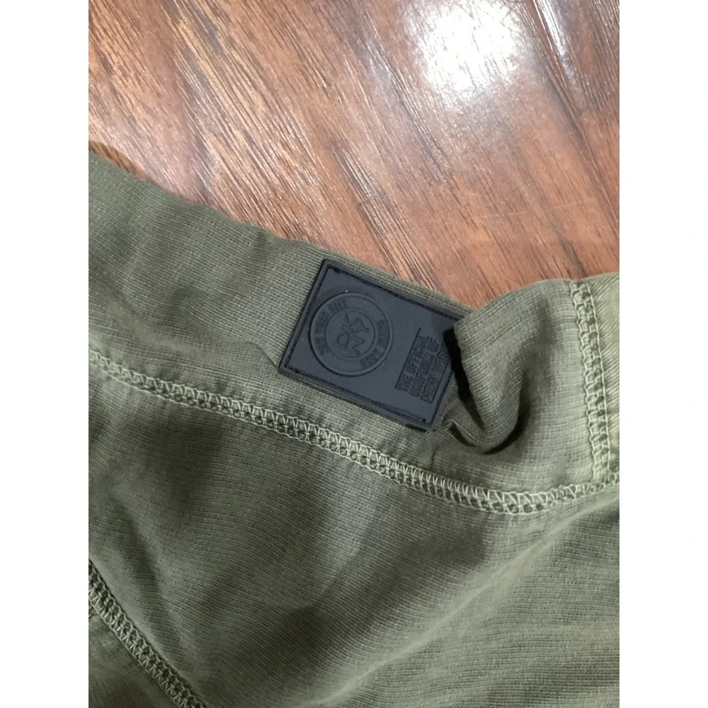 DKNY JEANS MENS  Dusty  Olive 100% Cotton Knit Sweater Medium